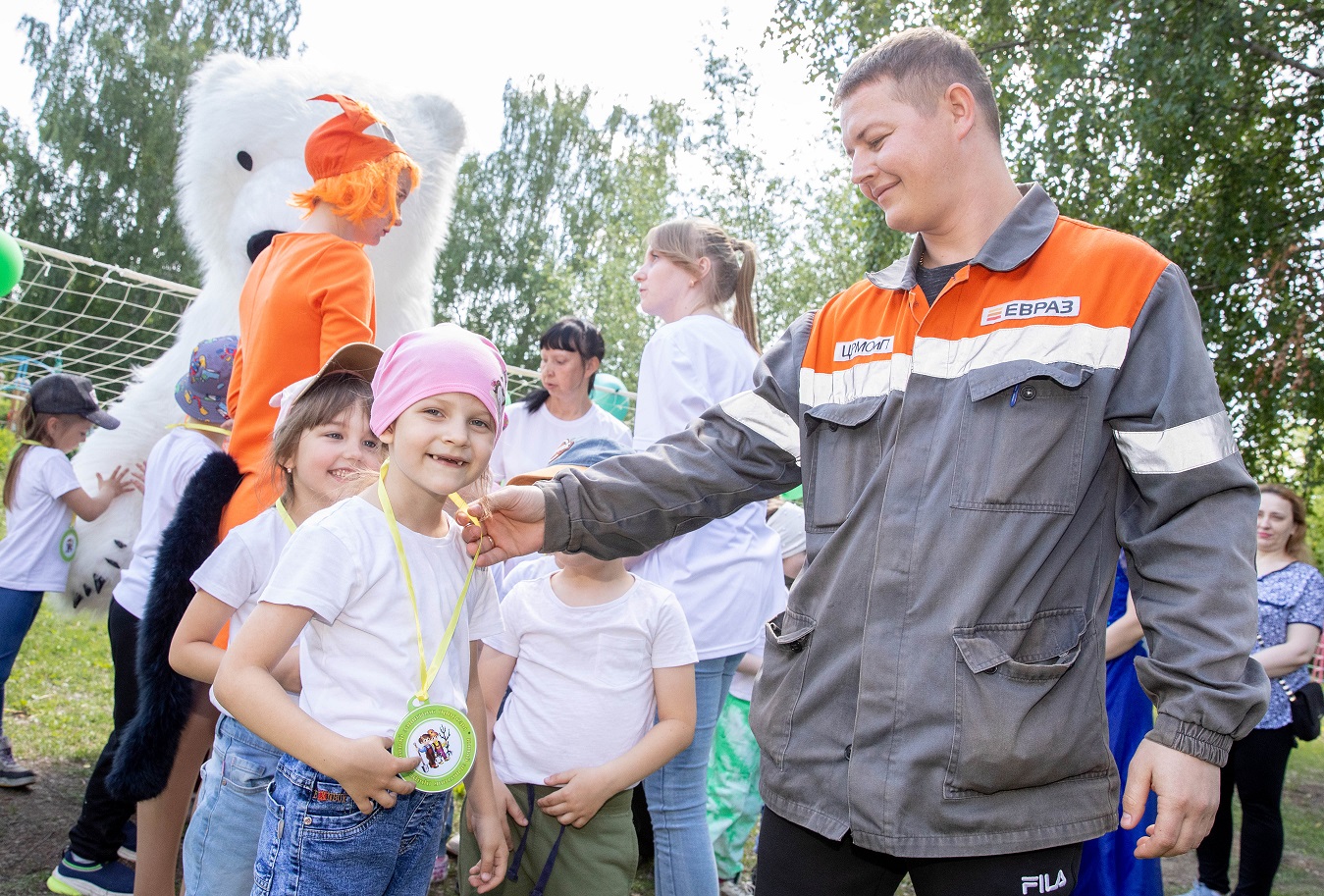 Фото - ЕВРАЗ подвел итоги шефской работы в образовательных учреждениях Урала в 2023 году